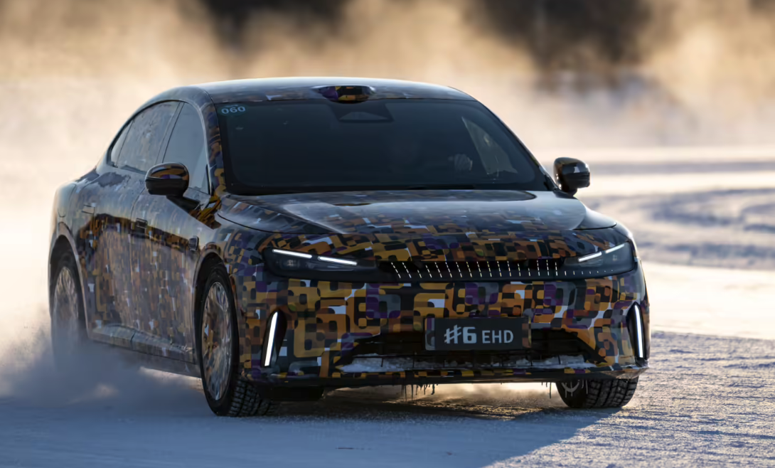 smart精灵#6 EHD超级电混冬测谍照公布 奔驰设计+超长续航亮眼